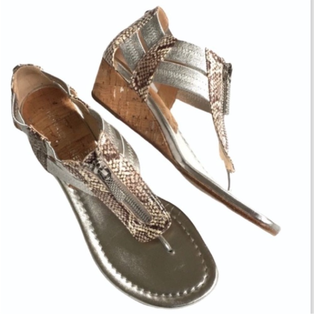 EUC Donald J. Pliner leather sandals